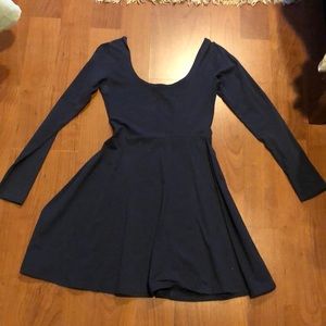Nice fitting dark gray dress